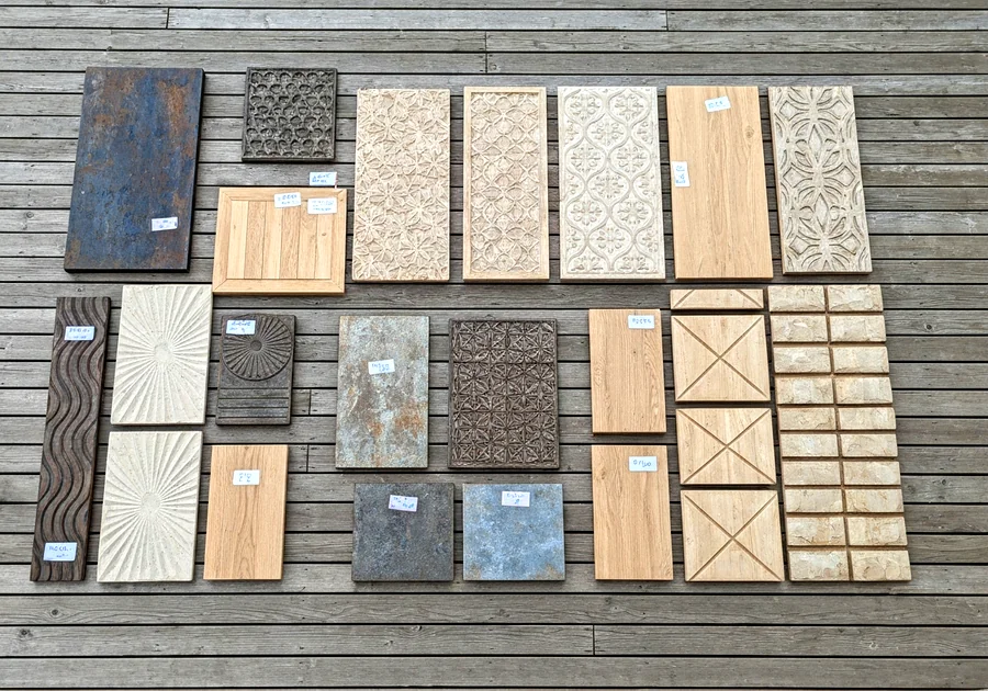 Comment installer un panneau décoratif sur un balcon ?